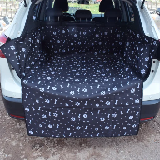 Autós védőhuzat csomagtartóba kutyáknak 185x104cm fekete mancs mintával (car-mat-black-paws) (HG016) - 2
