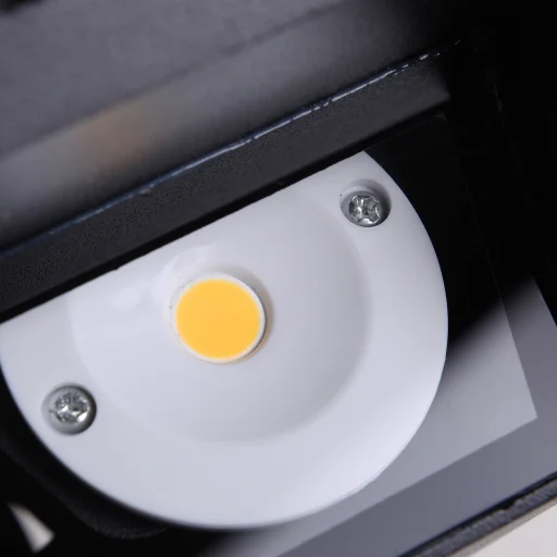 Kültéri fali LED lámpa 10W fekete IP65 vízálló 3000K meleg fényű (1017-1-BLACK-3000K) - 3