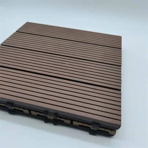 WPC 1 m2 padlóburkolat 11db 30x30cm, csíkozott, csokoládébarna összepattintható - 3