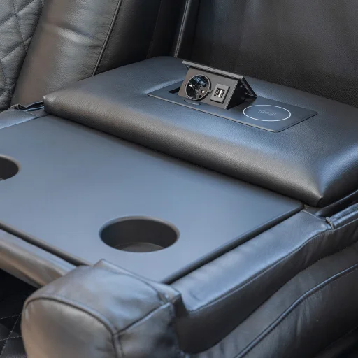 Luxus, háromszemélyes fekvőfotel, relax fotelágy elektromosan dönthető háttámlával, lábtartóval, pohártartóval és világítással fekete bőr (L4630-7406) - 21